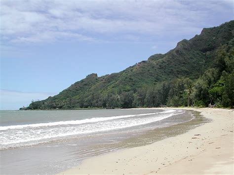 Kahana Bay Beach Park