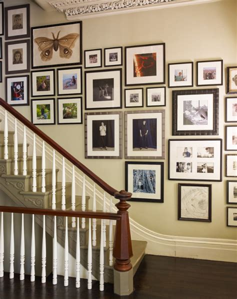 Wall Galleries 58 Ways To Organize A Frame Gallery Do It Yourself