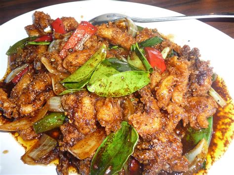Therefore (we) are not allowed to eat either of them. Cafe Helo Helo - Halal Restaurant in Bintan | Halal Trip