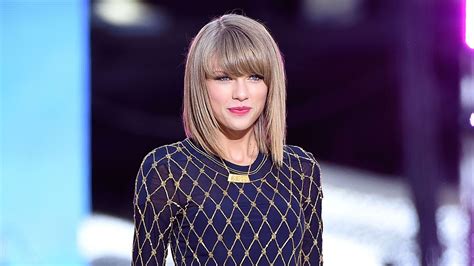 Taylor Swift Can Now Add A Grandmother To Her Doppelgänger List Mtv