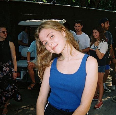 🧝‍♂️ On Instagram “shes A Angel 👱‍♀️💖 Clairo Cute Clairecottrill Blonde” I