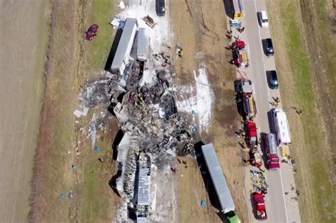 6 Dead After Massive Pileup On Missouri Highway Report