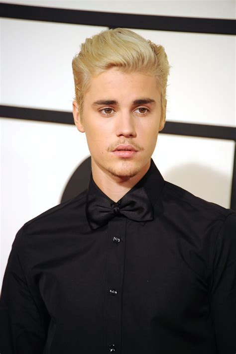 Fyi Justin Bieber Has A Nose Ring Now Glamour