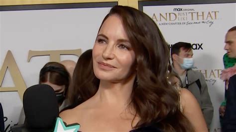 kristin davis says she feels like willie garson is looking over the sex and the city cast