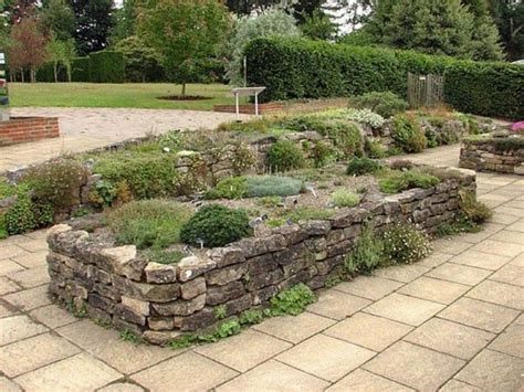 Incredible 20 Stone Raised Garden Beds Ideas For Awesome Yard Garden