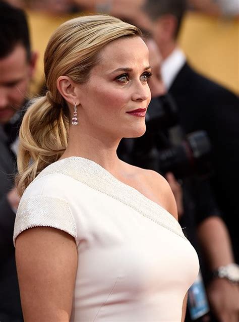 Easy And Celeb Inspired Hairstyle Ideas For Your Bridesmaids Reese Witherspoon Hair Chic