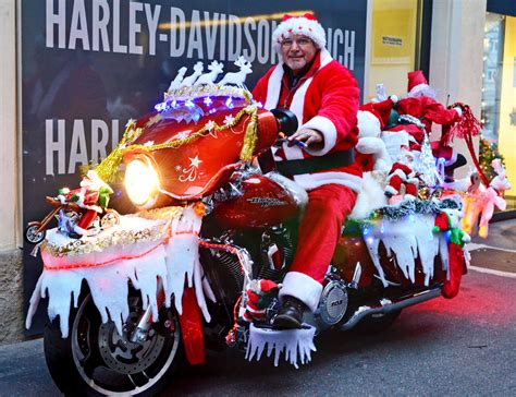 Santa Claus` Harley D7k6495 Michele Won The 1st Prize F Flickr