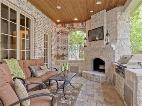 10 Outdoor Corner Fireplace Ideas