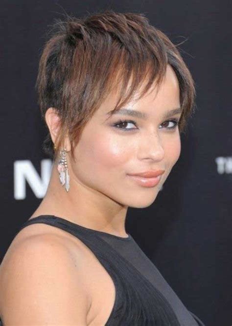 She is one of the many famous people who have comparatively thinner hair. 30 Most Attractive Short Hairstyles for Thin Hair ...