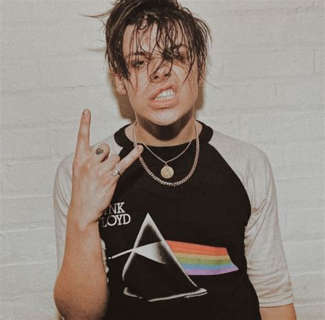 yungblud happy king i only want you dominic harrison emo music friend pictures favorite