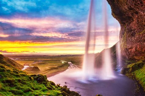 15 Must See Natural Wonders Of Iceland You Must Visit 2023