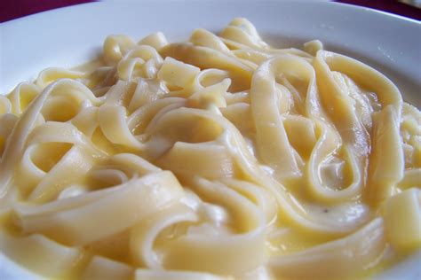 Cheese Pasta Sauce Recipe Brew And Chew