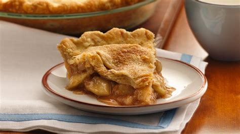 1 package includes 2 rolled crusts for a 9 inch pie. Perfect Apple Pie recipe from Pillsbury.com