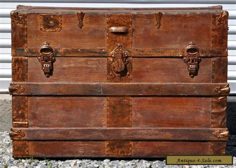 Old trunks vintage trunks trunks and chests antique trunks wooden trunks antique chest vintage suitcases vintage. Antique Vintage VTG Victorian Steamer Trunk Train Travel ...