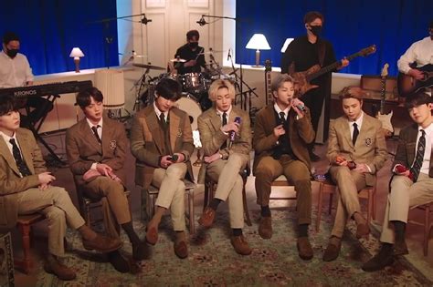Bts Surprises Fans With Cover Of Coldplays Fix You On Mtv Unplugged