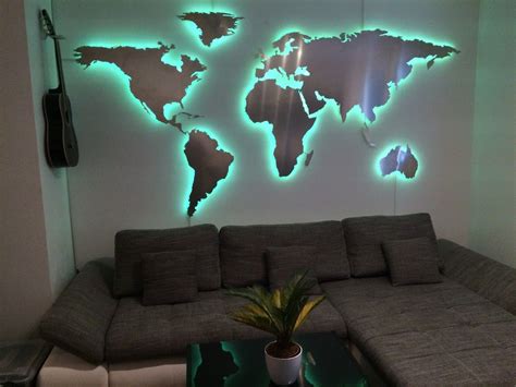 Led wohnzimmerbeleuchtung tipps bei ledvance ledvance. Weltkarte mit RGB-LED Beleuchtung Aluminium | Weltkarte ...