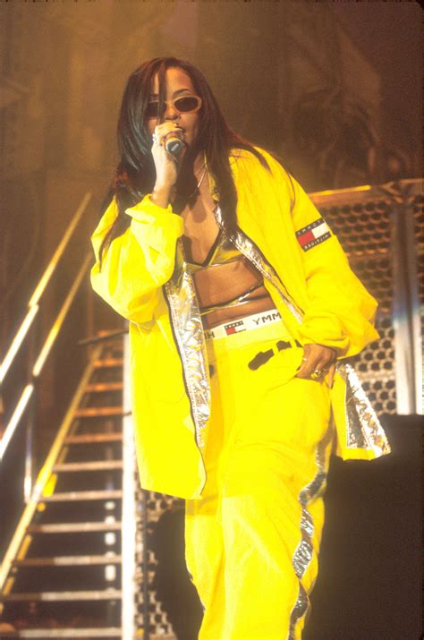 10 Times Aaliyahs Cyber Futuristic Tomboy Style Defined The 90s