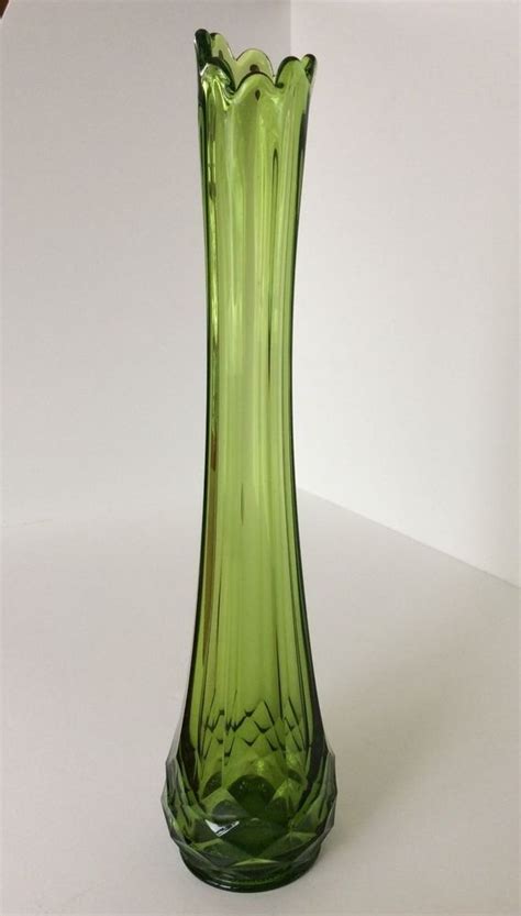 Vintage L E Smith 1960 S Fayette Stretched Swung Green Vase Green Vase Vase Glass Vase