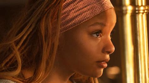 The Little Mermaid Get A New Look At Halle Bailey As Ariel