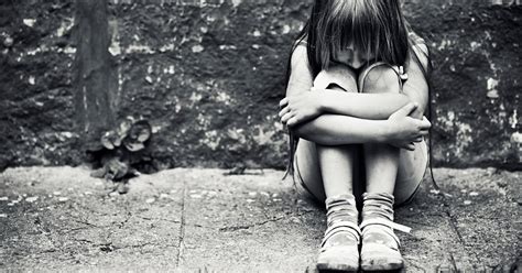 Suicide Method On The Rise Among Girls How Parents Can Spot Warning Signs