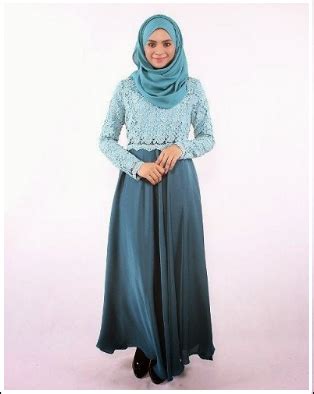 Setelan dari jarik batik ini kini telah menghiasi pasaran baju batik indonesia. Model Baju Gamis Dari Kain Brokat - Ragam Muslim