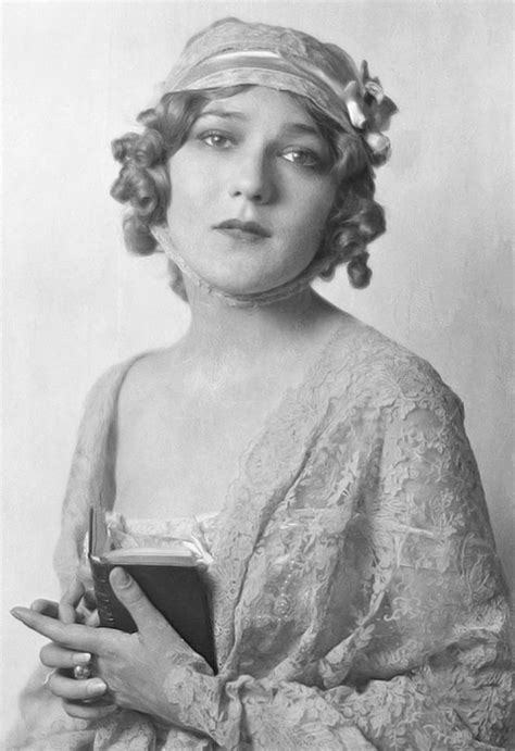 mary pickford mary pickford upcoming books silent movie celebs celebrities timeless beauty