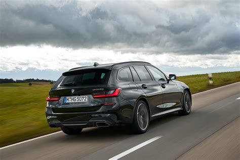The bmw m340i currently offers fuel consumption from 7.7 to 7.7l/100km. WORLD PREMIERE: 2020 BMW M340d Sedan and Touring with 340 hp