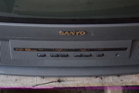Sanyo 27 Television In Hesston Ks Item Bp9959 Sold Purple Wave