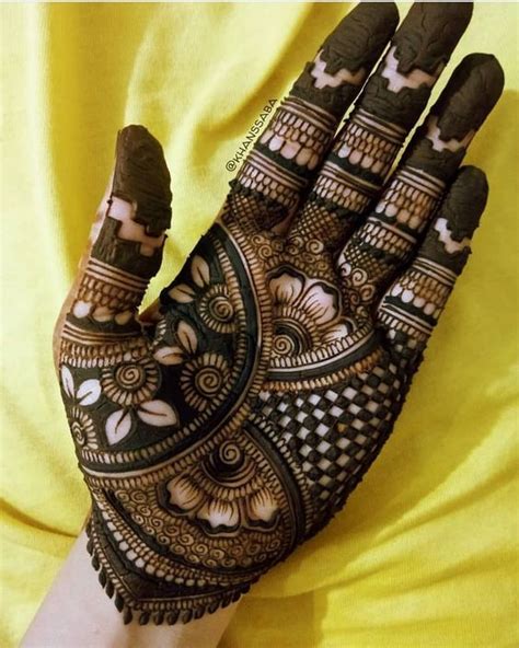 6 Latest Simple Mehndi Designs For The Minimalist Brides This Summer A