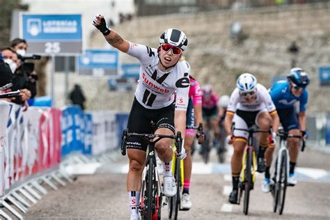 Madrid Challenge by la Vuelta 2020: etap 1. Lorena Wiebes na otwarcie ...