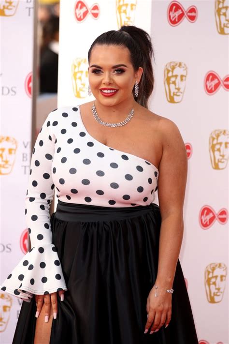 Scarlett Moffatt Was Trolled So Badly Over Photo That She Couldnt