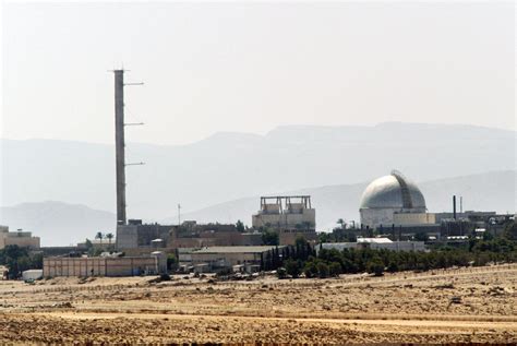 Syrian Missile Explodes Near Israels Dimona Nuclear Site Following