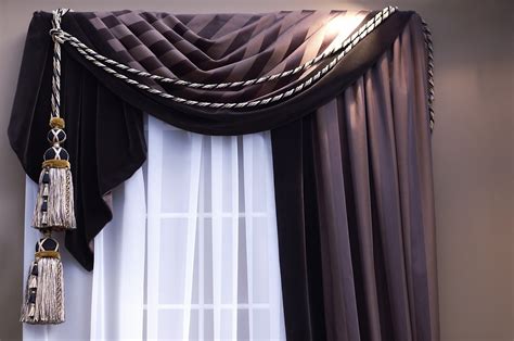 How To Choose The Right Curtains For Your Sweet Home