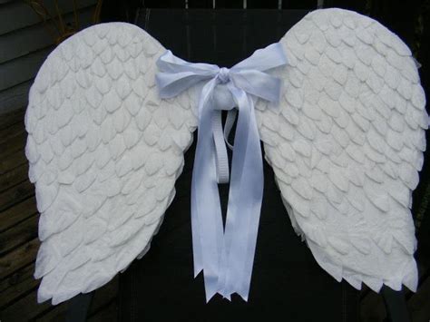 Stay tuned for complete step by step short. 37 best Angel wings images on Pinterest | Angel wings, Butterflies and Christmas crafts