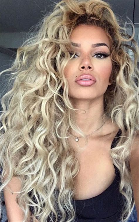 Curly Girl ♡ Beauté Blonde Blonde Curly Hair Blonde Beauty Hair Beauty Curly Girl Wig