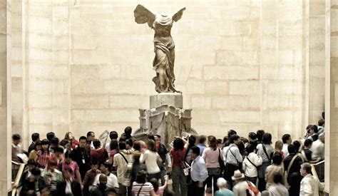Top 10 Famous Sculptures At The Louvre