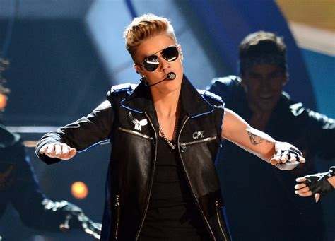Whoa Leather Daddy Justin Bieber Debuts New Leather Daddy