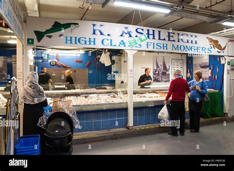 Fish Monger At Indoor Market Lutons Market In The Mall The Mall