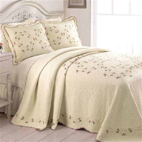 Felisa Quilted Bedspread Light Cream Bed Spreads Bedding Sets Queen