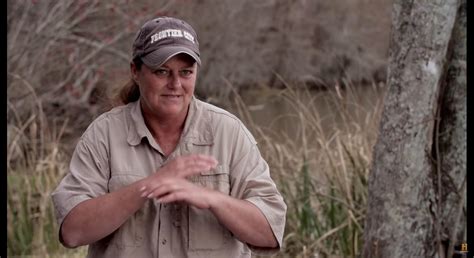 Who Is Liz On Swamp People Here S Why She Previously Left Series