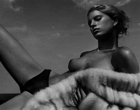 Karolina Kurkova Naked Pictures My Xxx Hot Girl