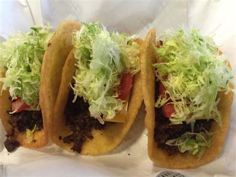 Takeoutしたタコス Picture Of Charlies Tacos Okinawa Tripadvisor