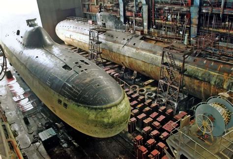 Russian Alfa Class Submarine K 123 And K 3 Leninsky Komsomol The First Nuclear Submarine Built