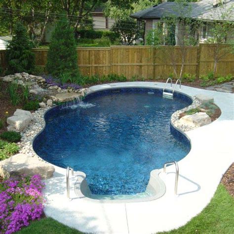 Even if you have a small backyard you can still fit in a small pool. 28 Mindbogglingly Alluring Small Backyard Designs ...