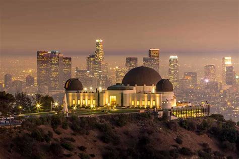 21 Amazing Los Angeles Landmarks For Your 2023 Bucket List