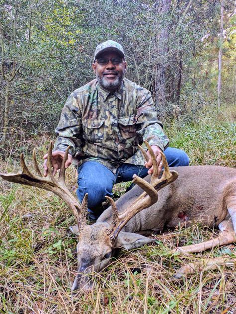 Texas Whitetail Piney Woods Quality Hunts