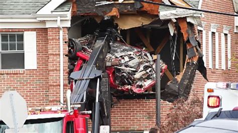 2 Killed After Porsche Crashes Into New Jersey Building