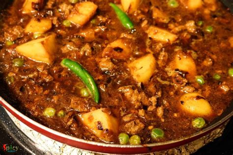 Keema Aloo Minced Mutton Curry With Potatoes Spicy World Simple And