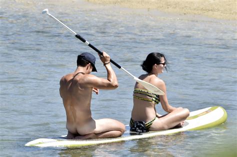 See Orlando Bloom Naked Paddle Boarding With Girlfriend Katy Perry In