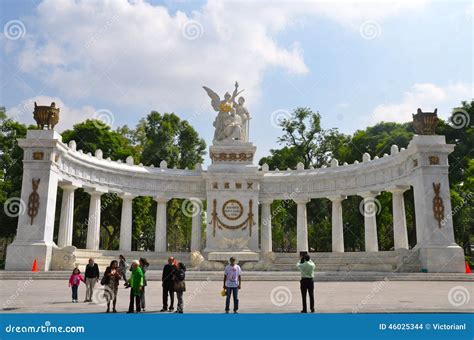 Monumento A Benito Juarez En Ciudad De México Imagen De Archivo
